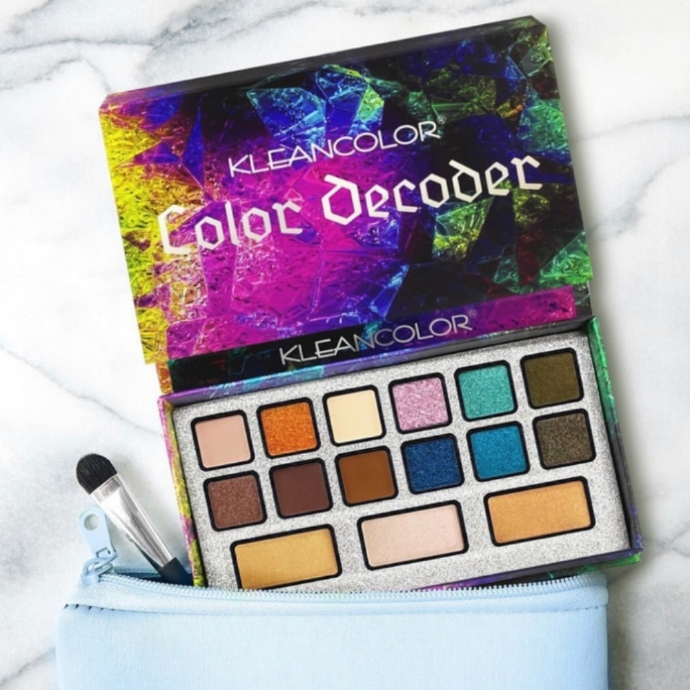 A mix of matte, metallic and crushed-glitter finis